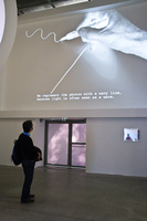 "Microcosme, Macrocosme et la source du temps"