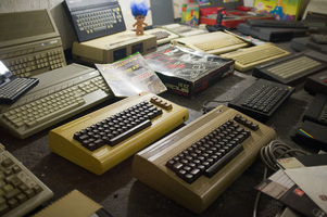 11 12 03 MAV Retro DSCF3574