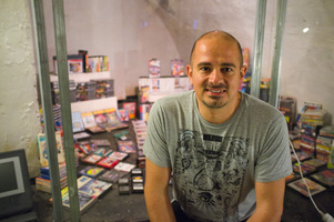 11 12 03 MAV Retro DSCF3582