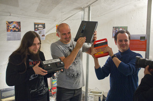 11 12 03 MAV Retro DSCF3607