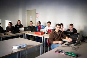 12 01 06 ET CoursHistoireJV DSCF4674